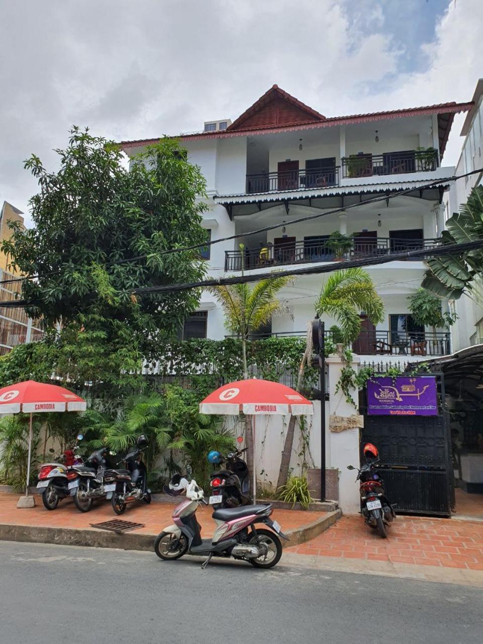 Nangkol Village Phnom Penh Exterior photo